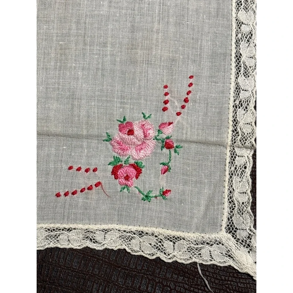 Vintage White Cotton Handkerchief With Pink‎ Floral Embroidery & Lace Trim